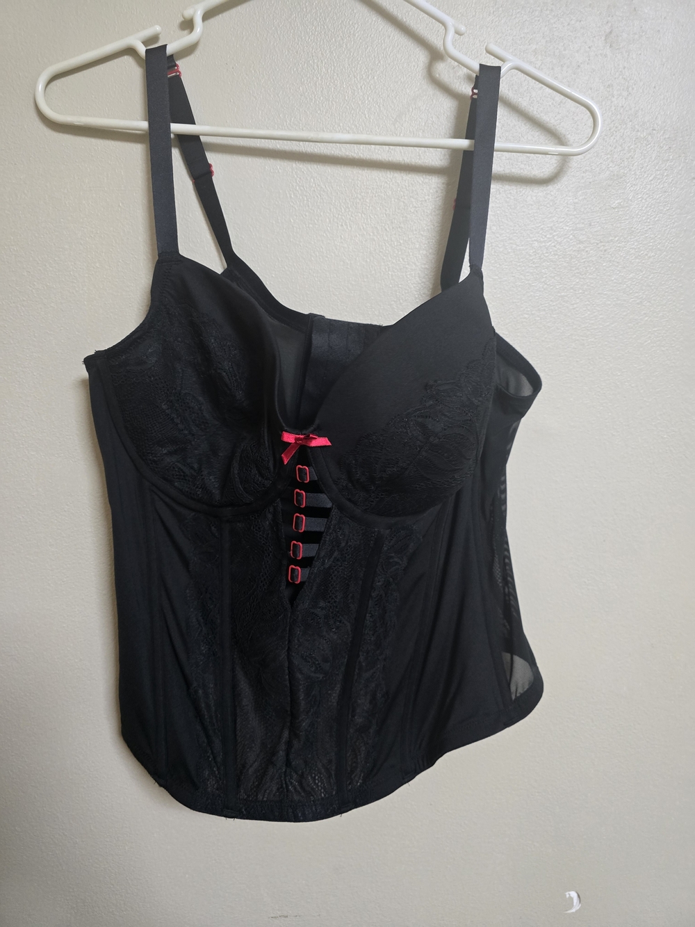 CACIQUE black corset bra 42C top with red lace-up detail  Women Intimates
